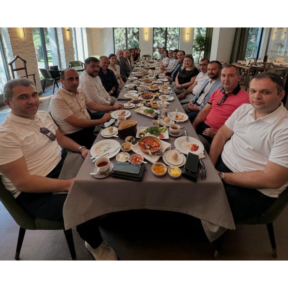 İyul ayının 4-ü Azərbaycan Sərgi Təşkilatçıları Assosiasiyasının növbəti iclası keçirilmişdir. İclasda ASTA fəaliyyət haqqında məlumat verilmişdir və gələcək planlar müzikarə olunmuşdur, yeni üzvlərin təqdimatı keçirilmişdir