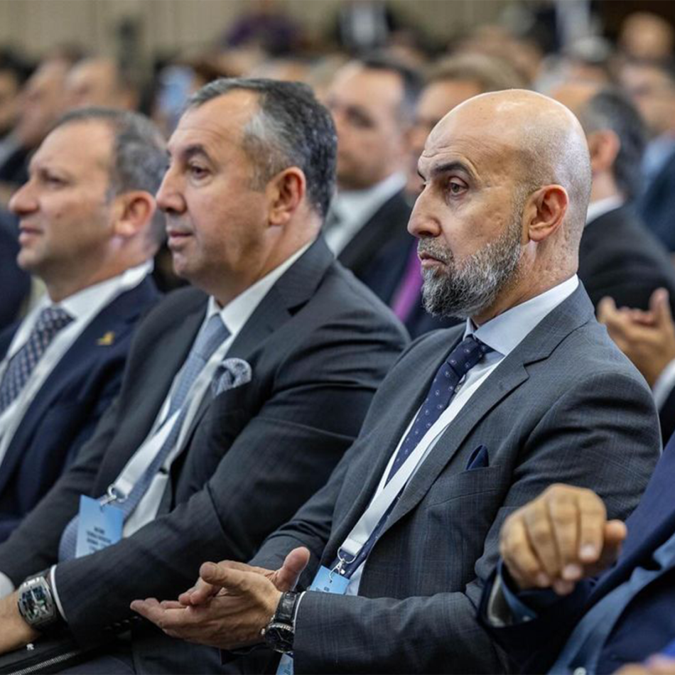 Azərbaycan Sərgi Təşkilatçıları Assosiasiyasının İdarə Heyətinin sədri  Daşkənd şəhərində keçirilən Özbəkistan - Azərbaycan biznes forumunda iştirak etmişdir